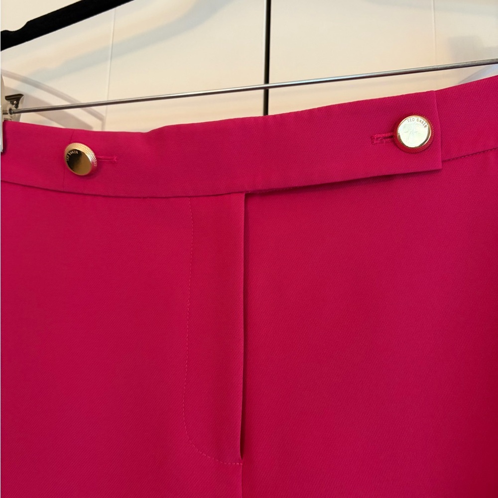 Ted Baker Women's Fuschia Trousers Pants Ankle Cropped Size 1 US Size 4 - Picture 2 of 11